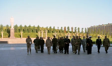 Azərbaycandakı xarici hərbi attaşelər hərbi hissəni ziyarət ediblər
