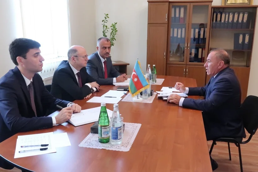 Energetika naziri Gəncədə, nazir müavini isə Goranboyda vətəndaşları qəbul edib