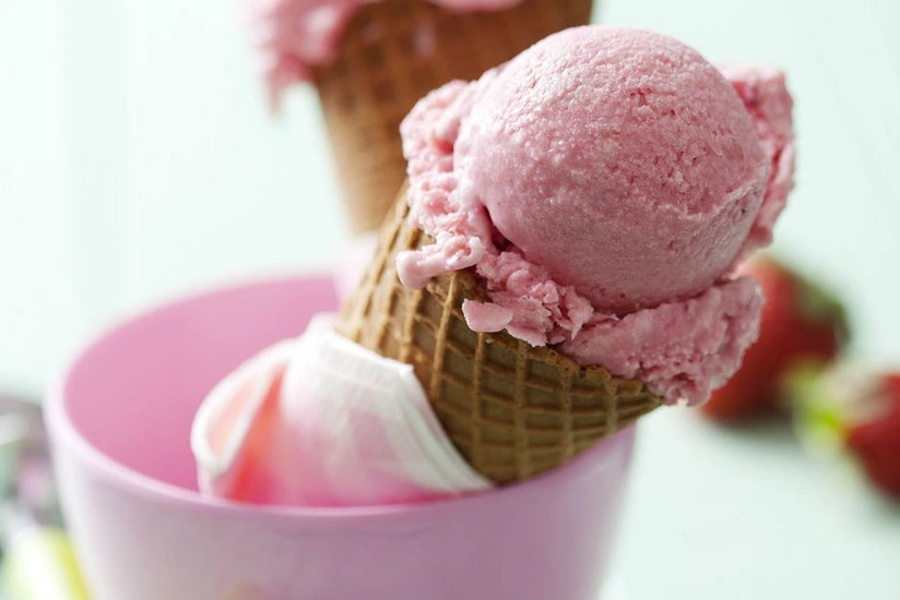 Azerbaijan purchases nearly 20 tons of ice cream from Russia's Novosibirsk