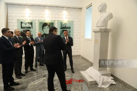 “Yeni klinika”da Heydər Əliyev İlinə həsr olunan tədbir keçirilib