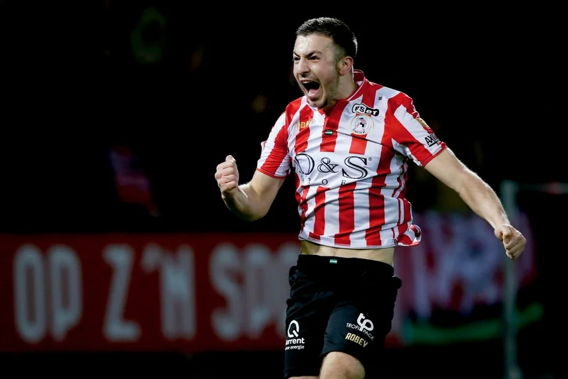 Qalatasaray yeni transferini rəsmiləşdirdi