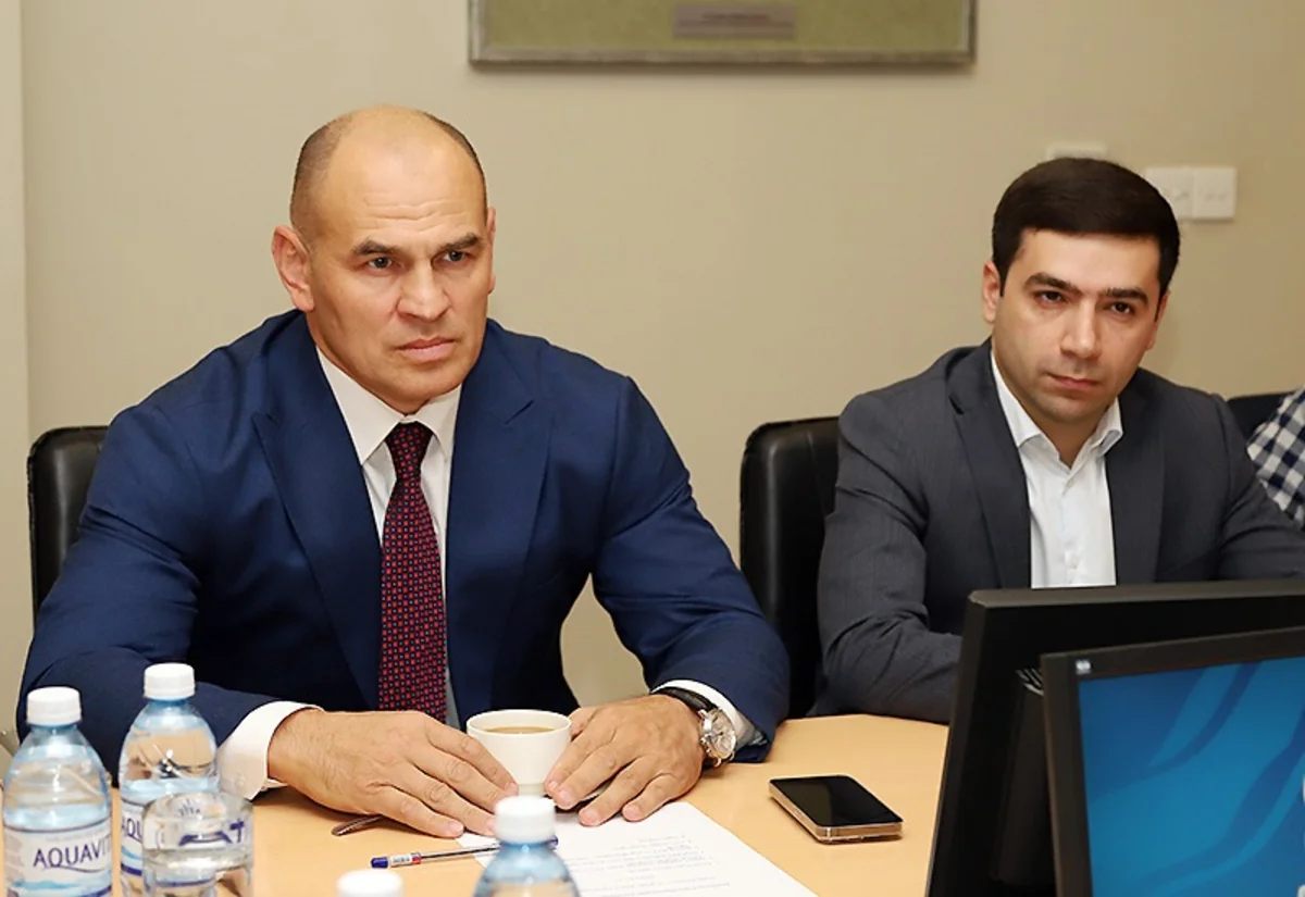 Qəbələnin prezidenti: İddiasız deyilik