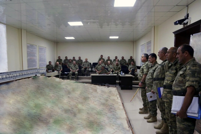 В ходе учений осуществили организацию взаимодействия войск на макете местности