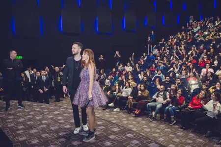 Мурат Боз и Седа Бакан в CinemaPlus - ВИДЕО