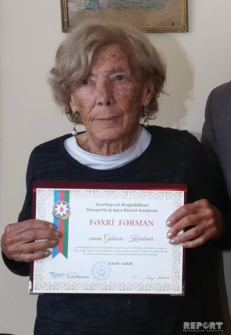 Əlimərdan bəy Topçubaşovun 95 yaşlı nəvəsi: Azərbaycana getmək istəyirəm