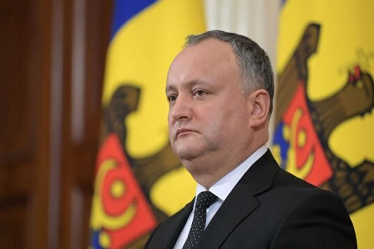 Экс-президента Молдовы поместили под домашний арест