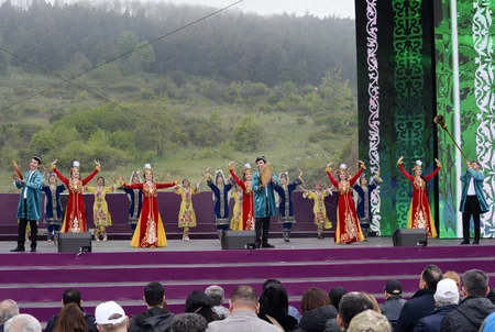 Şuşada “Xarıbülbül” Beynəlxalq Musiqi Festivalının qala-konserti olub