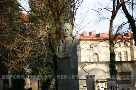 Emin Əmrullayev Tbilisinin 120 yaşlı azərbaycandilli məktəbinə baş çəkib