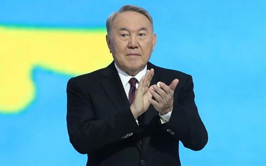 Nazarbayev hakim partiyanı seçkilərdə qələbə münasibətilə təbrik etdi 