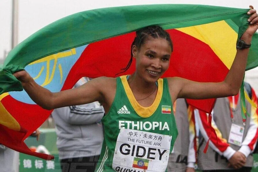 Эфиопская легкоатлетка побила мировой рекорд в беге на 10 км