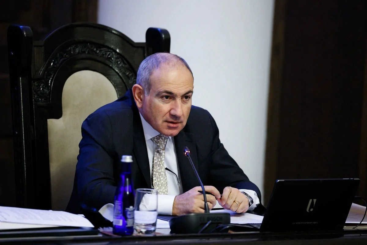 Armenian PM arrives in Paris