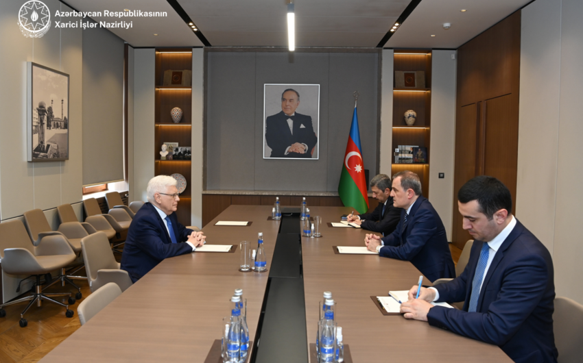 Ceyhun Bayramov Rusiya səfirini Azərbaycandakı diplomatik fəaliyyətinin bitməsi münasibətilə qəbul edib
