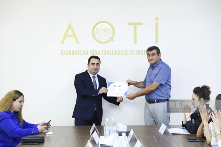 Jurnalistlər AQTİ-nin fəaliyyəti barədə məlumatlandırılıb