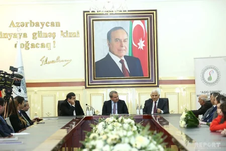 BDU-da ümummilli lider Heydər Əliyevə həsr olunmuş məqalə müsabiqəsinin qalibləri mükafatlandırılıb