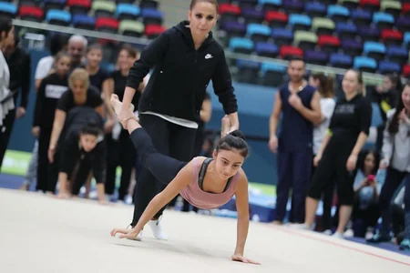 Azərbaycan Gimnastika Federasiyası ilk dəfə valideynlərin də iştirakı ilə Estafet Yarışları keçirib