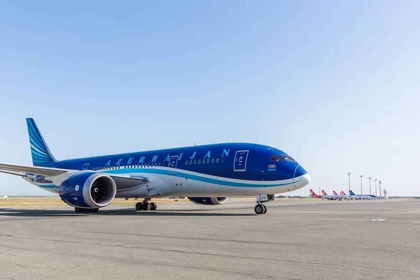 AZAL вернул на родину 217 азербайджанцев из США