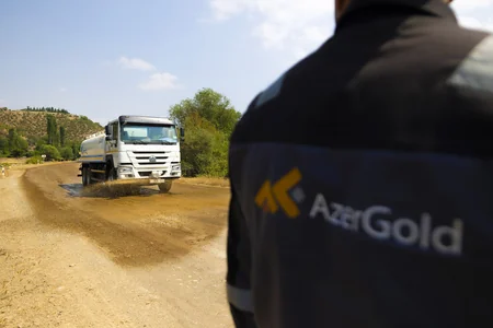AzerGold daşıma yollarında tozun idarə olunmasına yönəlmiş ekoloji təşəbbüs reallaşdırıb