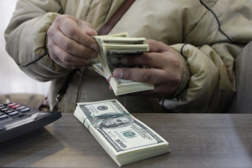 Bakı sakininə qarşı 165 min dollarlıq dələduzluq edilib