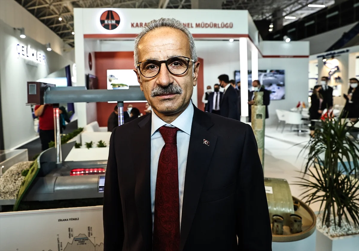 Türkiyəli nazir: “Zəngəzur dəhlizi İrandan keçə bilər”