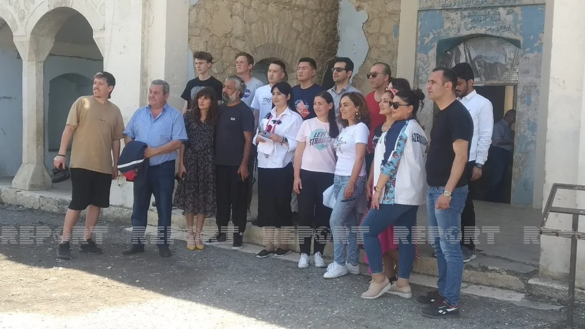 Əcnəbi blogerlər Füzuliyə səfərə yola düşüblər - YENİLƏNİB-3