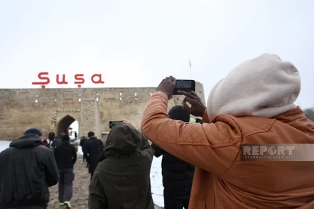 Participants of int'l Islamophobia conference visit Shusha fortress