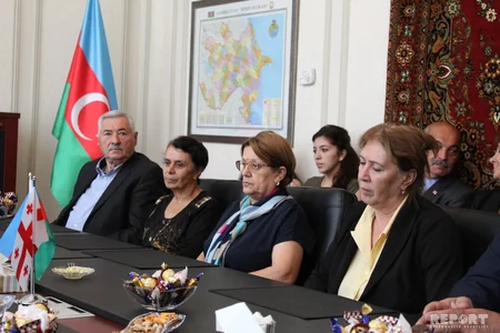 Azərbaycan səfiri Gürcüstandakı Azərbaycandilli məktəblərin qayğıları ilə tanış olub - FOTO