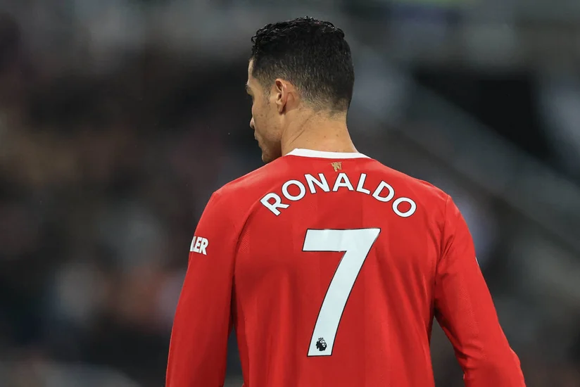 Ronaldu başdaşında bu sözlərin yazılmasını istəyib