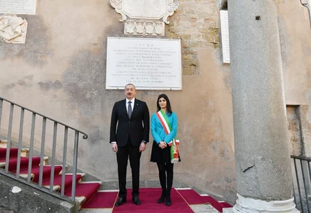 İlham Əliyev Romanın meri ilə görüşdü