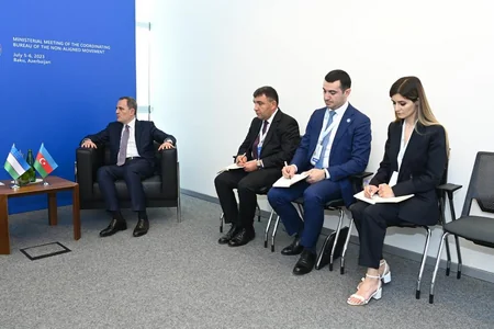 Bakıda Azərbaycan və Özbəkistan XİN başçılarının görüşü olub