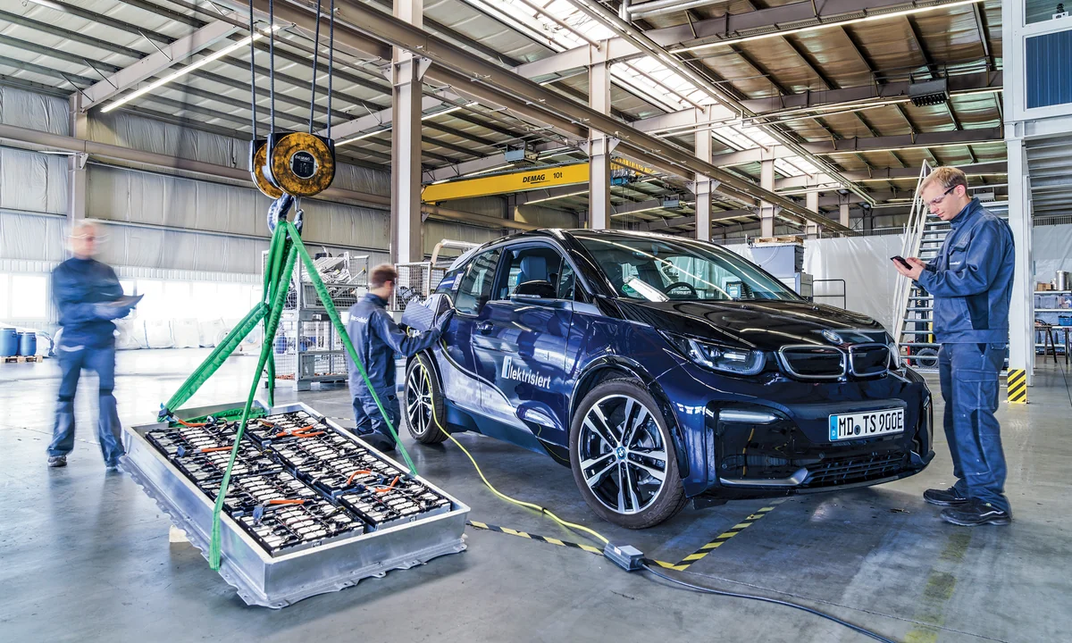 Elektromobillər üçün batareyalar son 12 ildə 8 dəfəyə yaxın ucuzlaşıb
