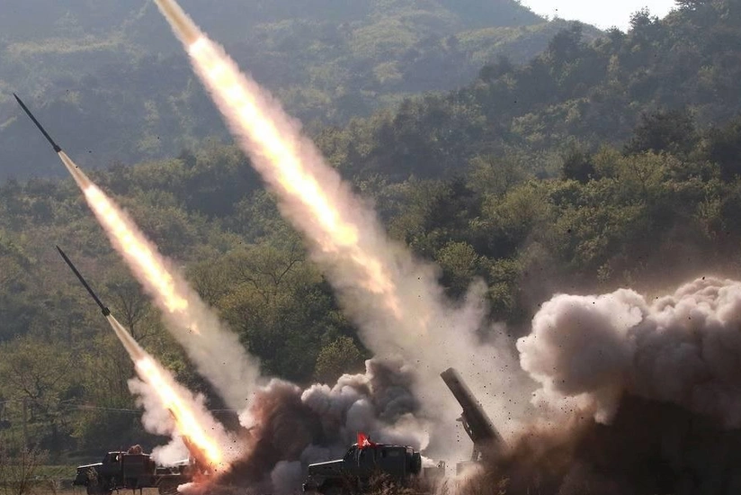 Şimali Koreya bir neçə qısamənzilli ballistik raket buraxıb