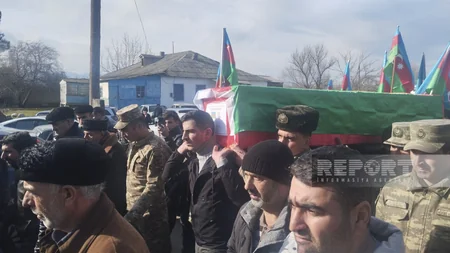 Предан земле погибший вчера в ДТП в Лачыне военнослужащий Сахават Ахундов