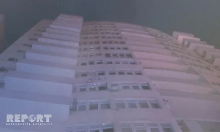 Bakıda 6-cı mərtəbədən yıxılan qadın sağ qalıb - FOTO - VİDEO - YENİLƏNİB