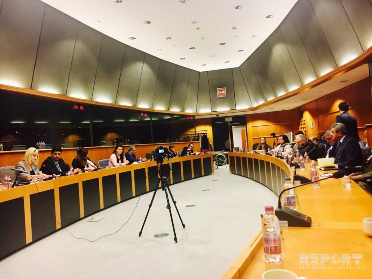 Avropa Parlamentində “Münaqişə zonalarında qadınların monoloqu“ mövzusunda konfrans və sərgi keçirilib