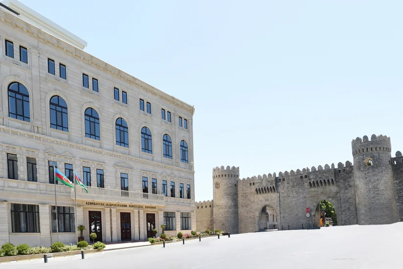 Konstitusiya Məhkəməsinin sədri Belarusa səfər edib