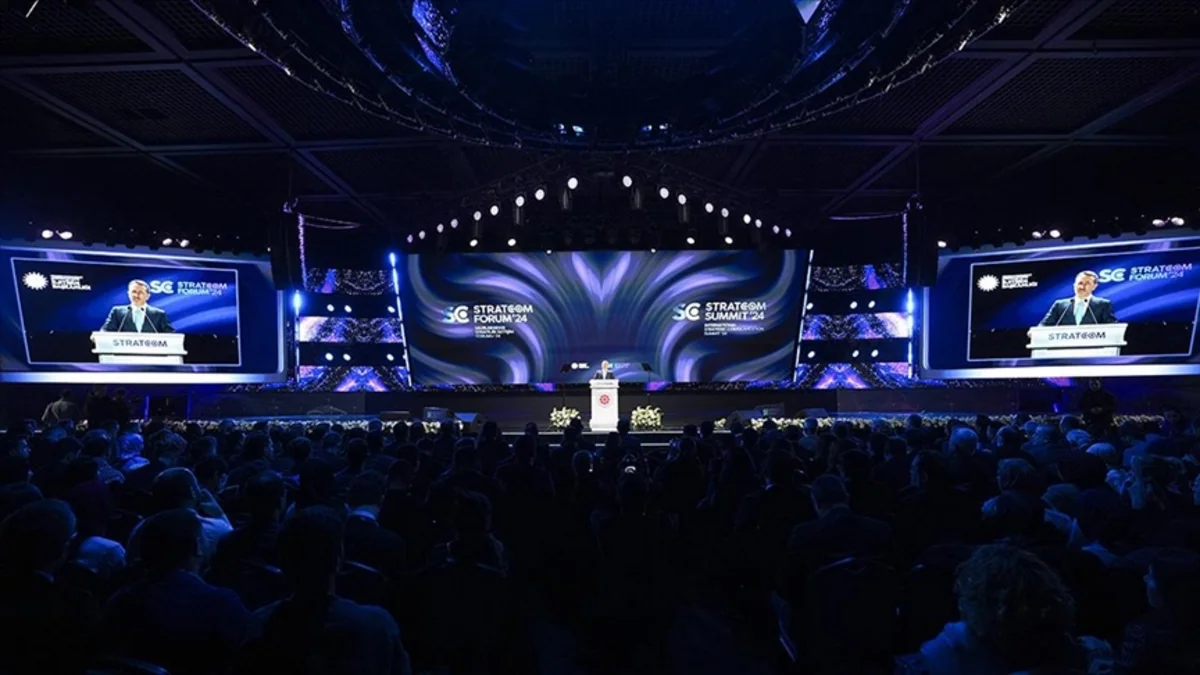 İstanbulda Beynəlxalq Strateji Kommunikasiya Forumu keçirilir