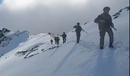 Əlahiddə Ümumqoşun Ordunun Xüsusi Təyinatlıları “Qapıcıq” zirvəsinə yürüş edib