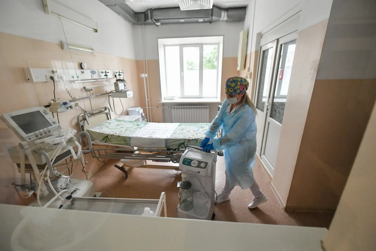 Rusiyada COVID-19-dan daha 819 nəfər ölüb