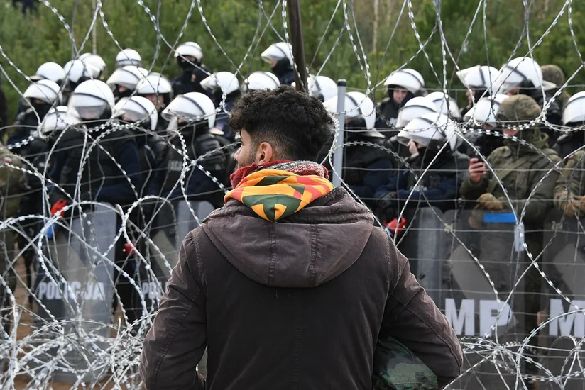 Belarusdan Polşaya keçməyə cəhd edən 30-dan çox miqrant saxlanılıb