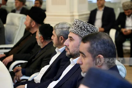 QMİ-də Ulu Öndər Heydər Əliyev və milli-mənəvi dəyərlərimiz adlı konfrans keçirilib