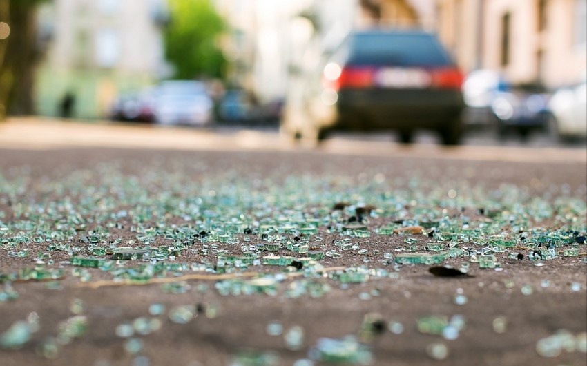 Bakıda yol qəzası olub, 37 yaşlı kişi xəsarət alıb
