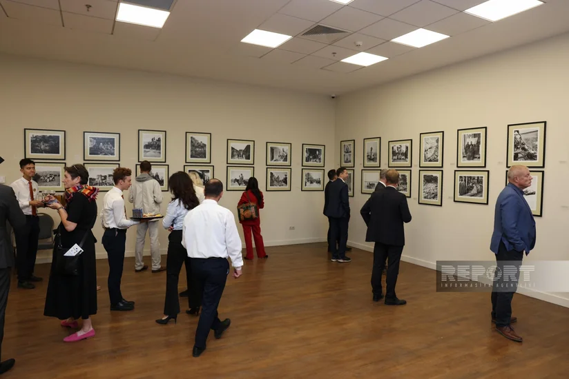 Bakıda Mannerheymin İpək Yolu ilə səyahətlərinə həsr olunmuş fotosərgi açılıb