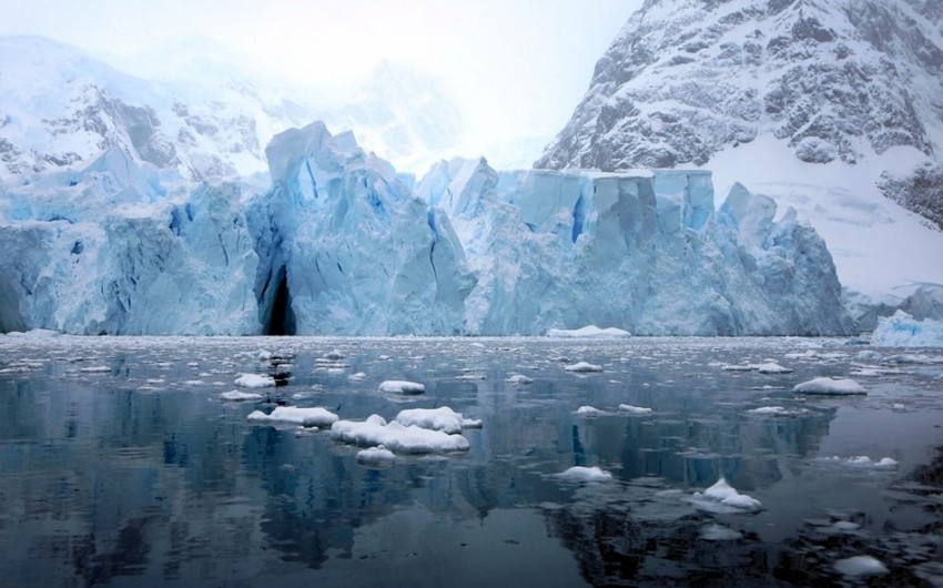 Antarctic sea ice records lowest levels ever