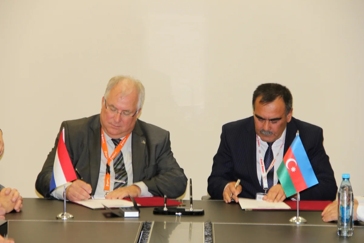 ​Azərbaycan və Niderland fermerlərin maarifləndirilməsi istiqamətində birgə proqram həyata keçirəcək