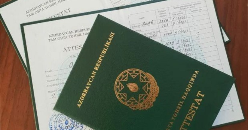 Bakıda 33,5 mindən çox şagirdə attestatlar verilir