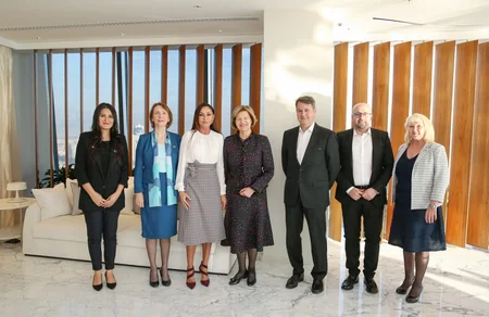 Mehriban Əliyeva Böyük Britaniya baş nazirinin Azərbaycan üzrə ticarət elçisi ilə görüşüb