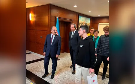 Türkiyə səfiri Rəsulzadə adına liseyin şagirdlərini qəbul edib