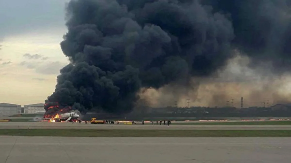 MFA: No Azerbaijanis among dead and injured in plane crash in Russia