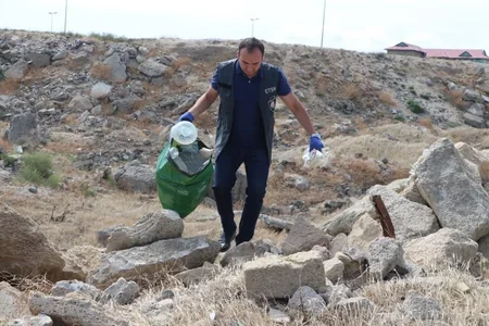 Xəzər dənizinin Bilgəh sahili tullantılardan təmizlənib