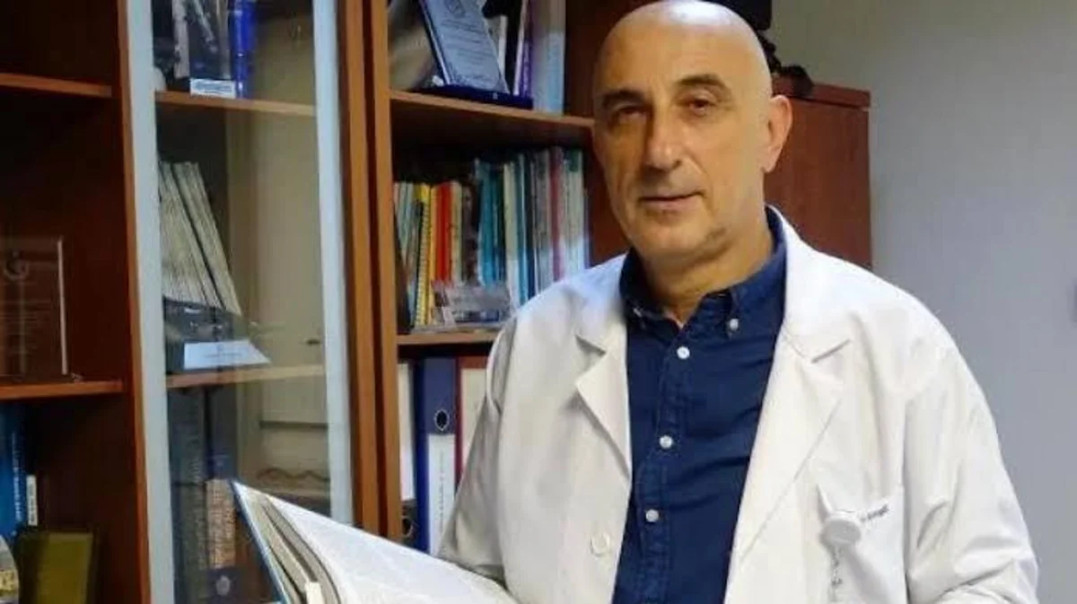 Türkiyəli professor: Valideynlər övladlarına vaksin vurdurmaqdan qorxmasınlar